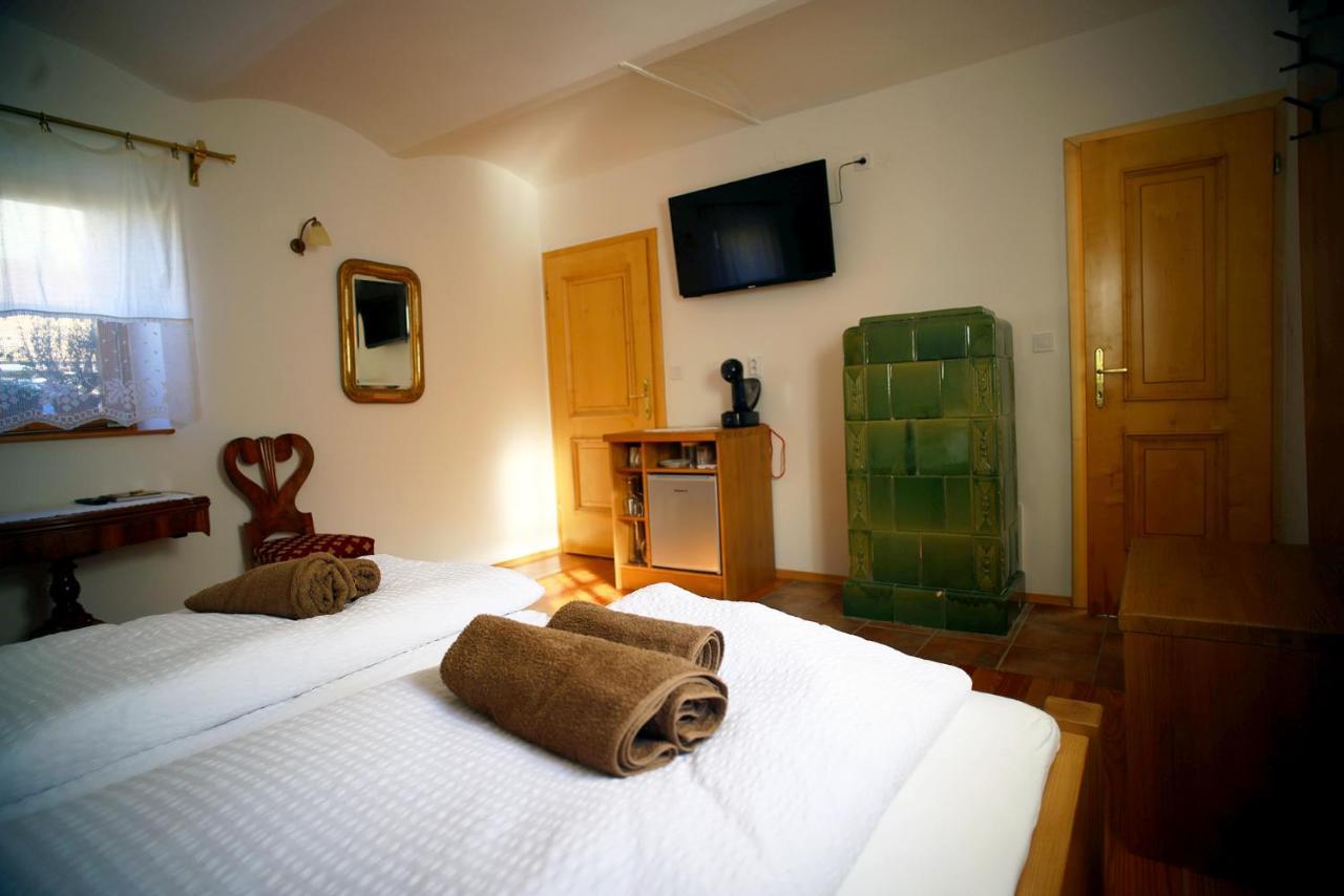 Sleeping In Village Svecina Exterior foto